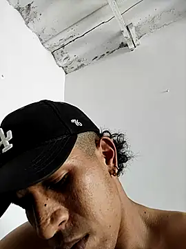 Leandro2889 现场XXX聊天