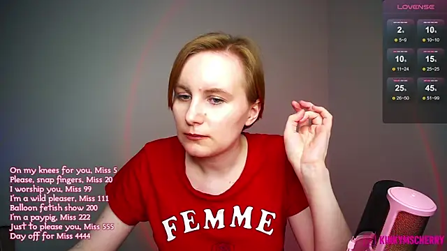 Chatroom XXX en direct de KinkyMissCherry