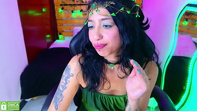 Chatroom XXX en direct de REDHOTTER_