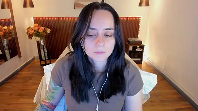 KatherineBond's Live XXX Chat