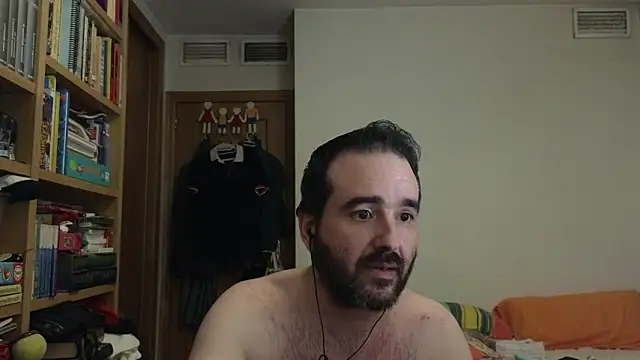 curiosillo83's Live XXX Chat