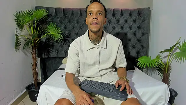 Salomon_koude Chat XXX in diretta
