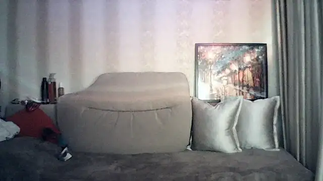Chat XXX en directo de MoodieMira