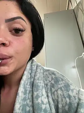 Chat +18 de belababyy ao vivo