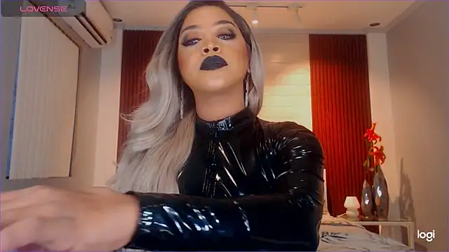 Živý XXX chat MarryQueen22
