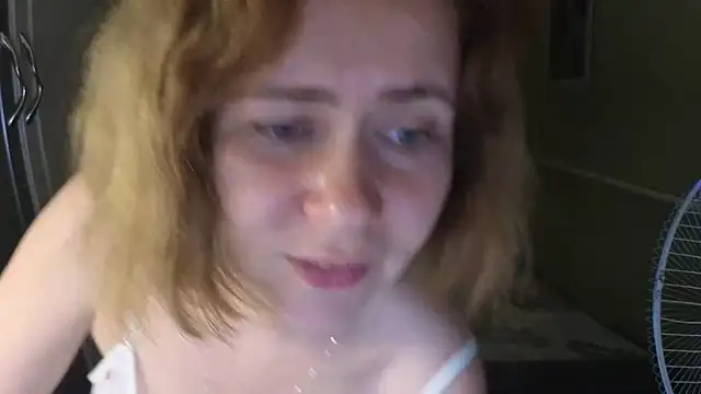 دردشة Riley_Roo الجنسية المباشرة