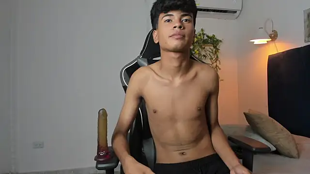 Živý XXX chat jacob_cum23