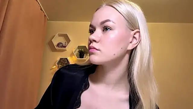 MiaCashe's Live XXX Chat