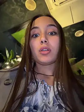 Show modela ICrazyOneIRL na web-kameri