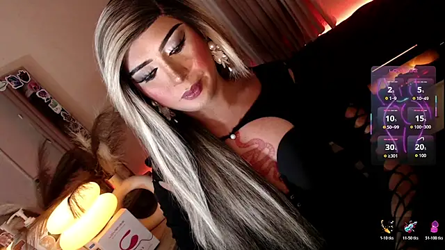 mslilly_croft Show in webcam