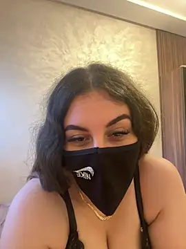 Sara_mtnaka XXX чат на живо