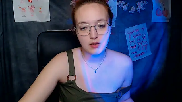 Chat +18 de MissAriaa ao vivo