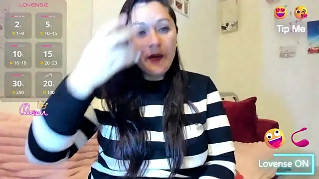 Chat +18 de EVELYNA88 ao vivo