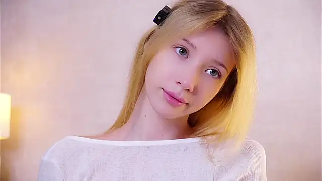 SunnivaCovil's Live XXX Chat