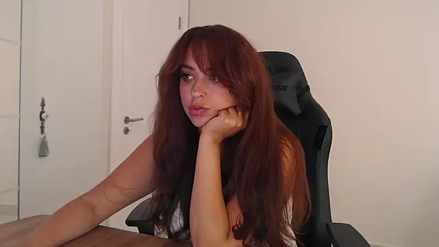 _Just_a_queen_3 Chat XXX in diretta