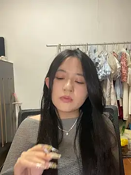 summer-a 现场XXX聊天