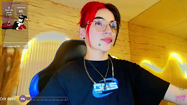 Moon_Red_r Chat XXX live