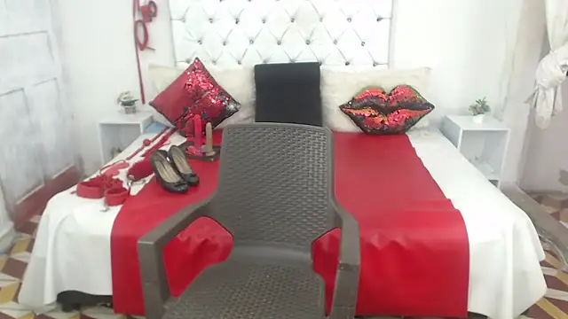 Sweetbigcatt – Naživo XXX chat