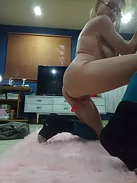 FrozenWaffle Live XXX-Chat