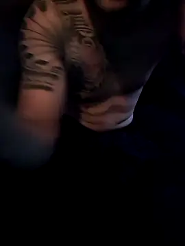 JAPIPARAVOS Live XXX Chat