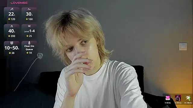 ReneYolker's Live XXX Chat