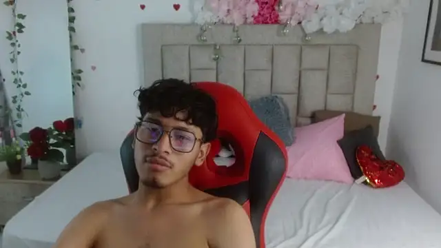 XXX chat uživo modela blackfox_desire