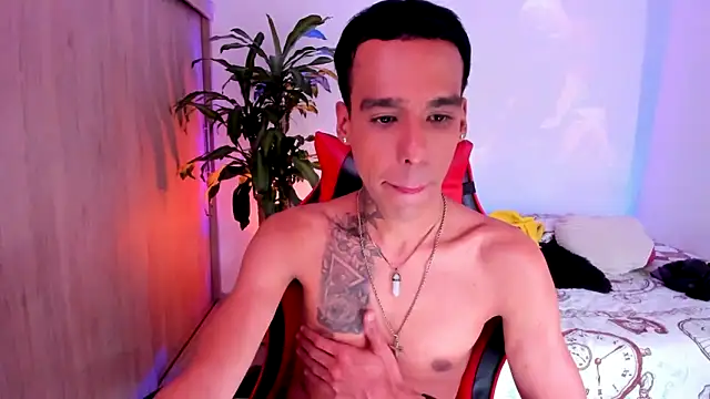 Damianwhite live XXX chat