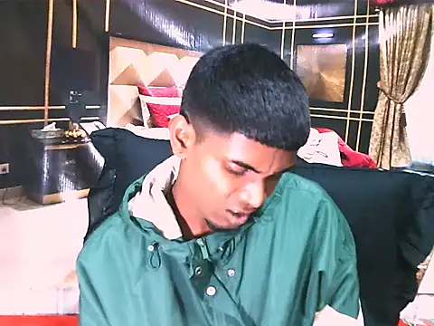 IndianThuggin live XXX chat
