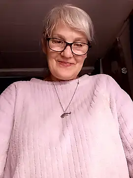 irinamaux's Live XXX Chat