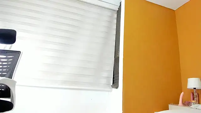 Czat XXX na żywo – FOXYRIVER_