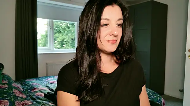 yourcassiexo's Live XXX Chat