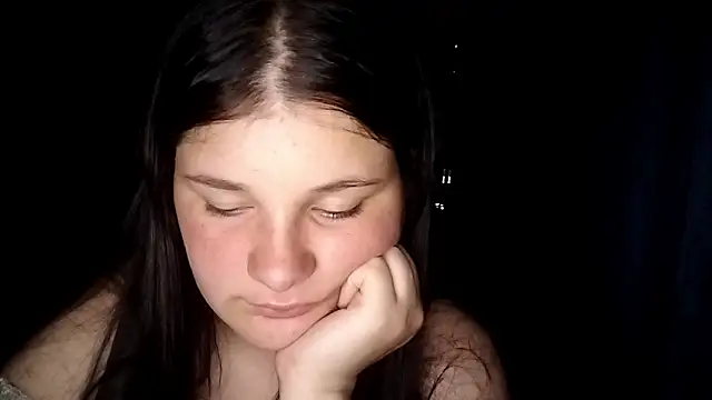 Онлайн чат XXX BeatriceMolands