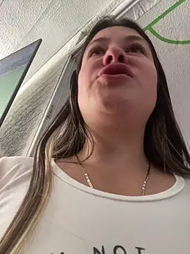 Abby-LS élő XXX-chatje