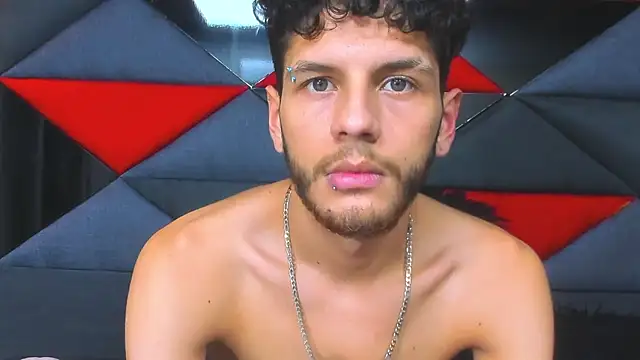 Chat +18 de CHRIS_GREY ao vivo