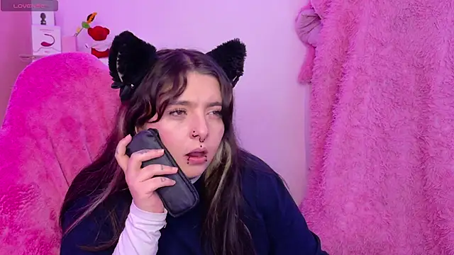دردشة Sachi_Meow الجنسية المباشرة