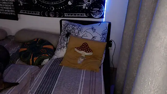 Živý XXX chat AlienforTwenty