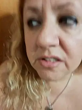 JennyInVegas Adlı Modelin Canlı XXX Sohbeti