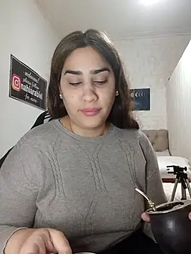 nahiarabiel33's Live XXX Chat