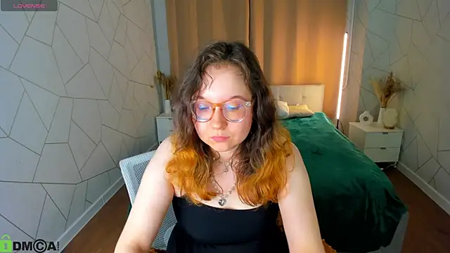 Aleks-casterrr's Live XXX Chat