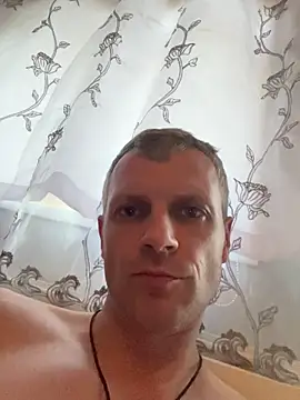 Chat XXX en directo de ChiefApron5