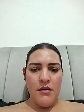 Mia_HamptonのライブXXXチャット