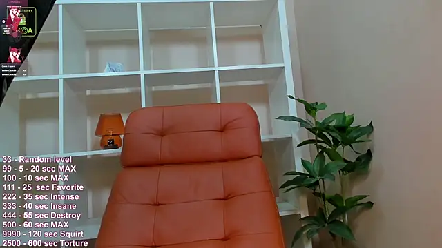 Naomi_Urban Chat XXX in diretta