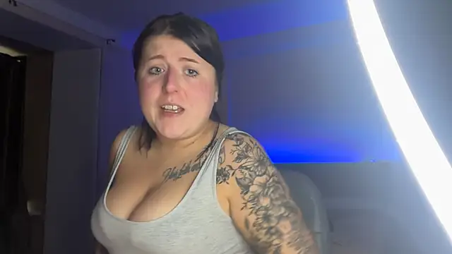 Chat XXX ao vivo de LucyLou31