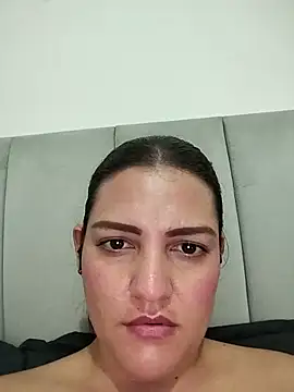 Živý XXX chat Mia_Hampton