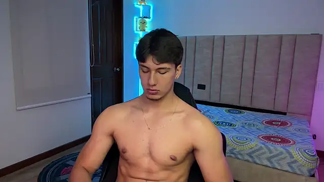 CHRIS_MORGAN1 Live XXX Chat