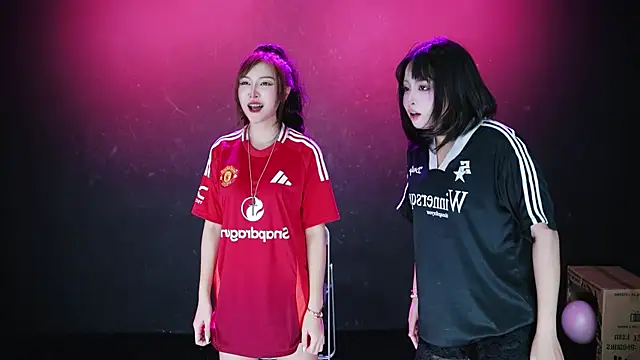 Rebel__Stage élő XXX-chatje