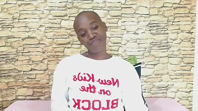 Chat XXX ao vivo de EbonyOlive69