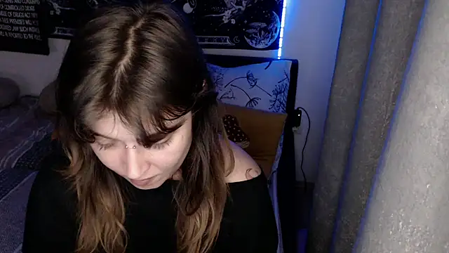 Chat XXX ao vivo de AlienforTwenty