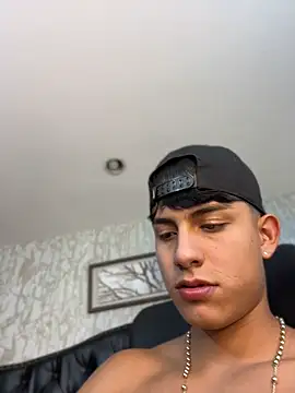 Chat XXX en directo de Lander_Cruz