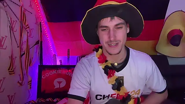 צ'אט XXX בשידור חי של Cookieboy88